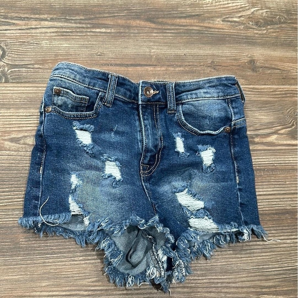 Ariya Distressed Denim Shorts Women Size 3/26 Dark Blue Raw Hem Cut Off EUC